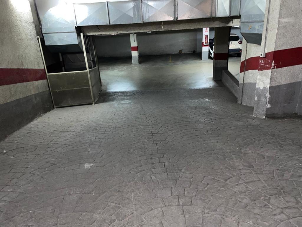 Gran Apartamento Con Parking Gratis Centro De Malaga Luaran gambar